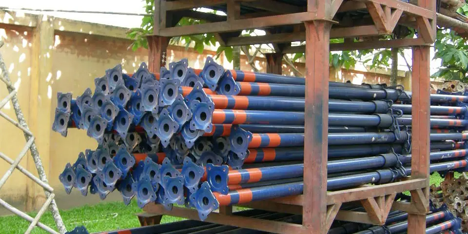 Cốp pha thép